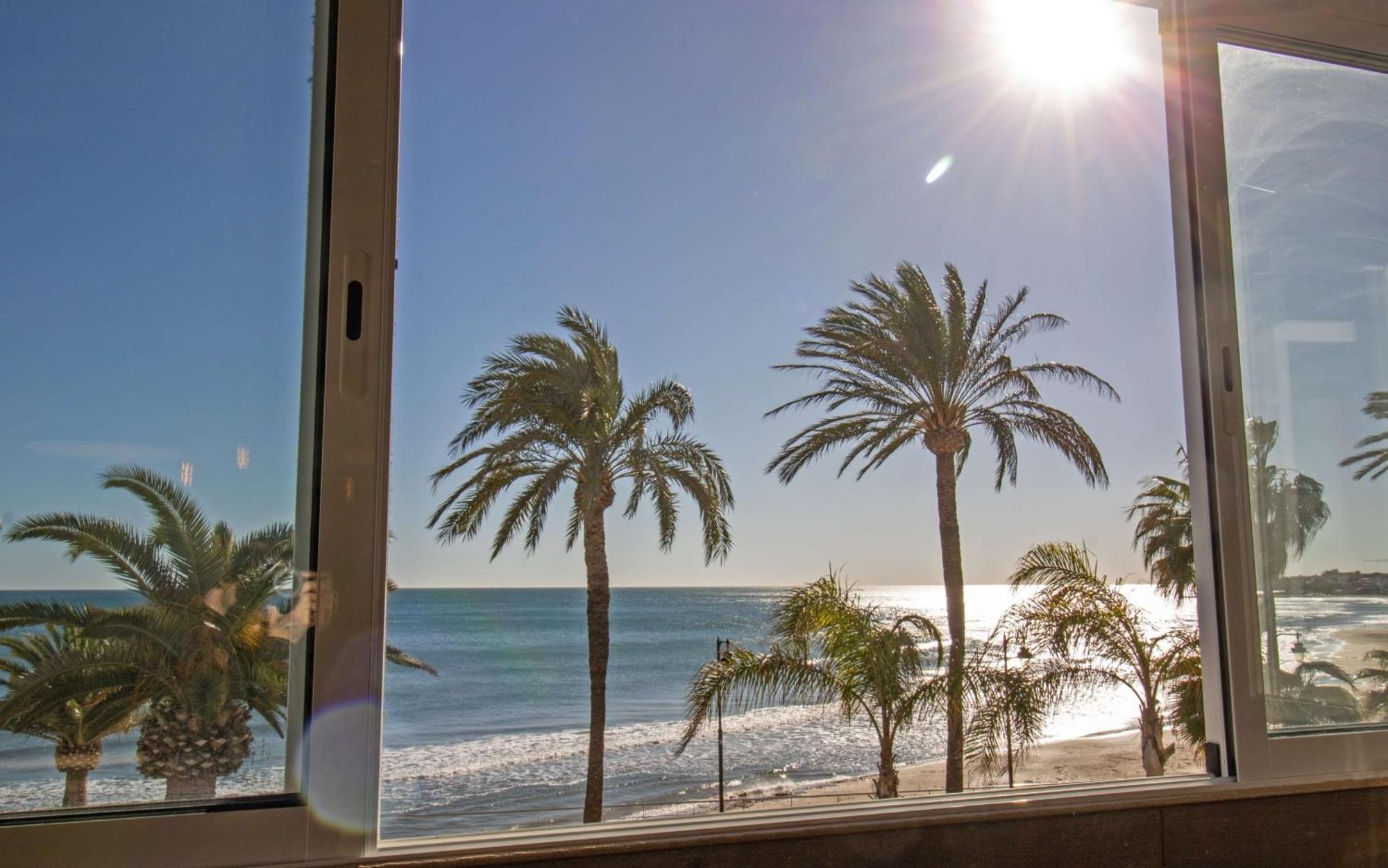 Alcossebre Luxury Beach House - Primera Linea Playa Cargador Albert Villas מראה חיצוני תמונה